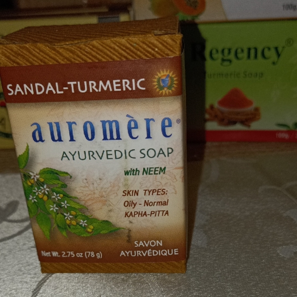 Auromere Sandal-Turmeric Ayurvedic Soap